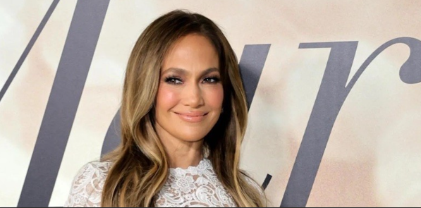 Jennifer Lopez refused entry into Chanel store — and has surprising reaction: report 1 1754740278d217776fcb